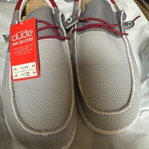 HEY DUDE WALLY SOX FUNK DARK GREY RED 13